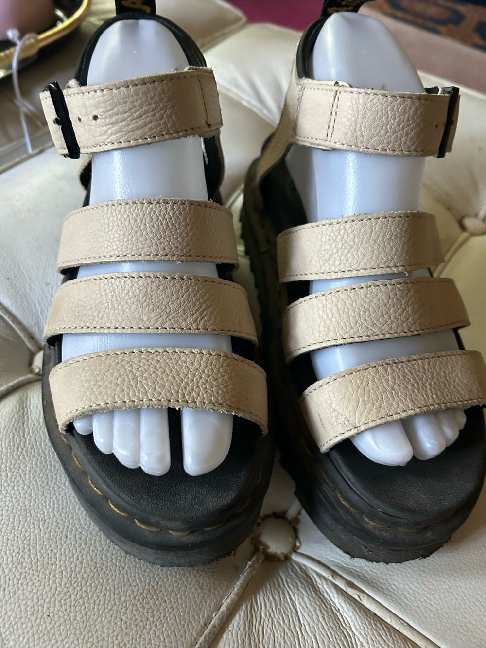 Dr. Martens cream Leather Strappy Platform Sandals sz 6 - Picture 2 of 7